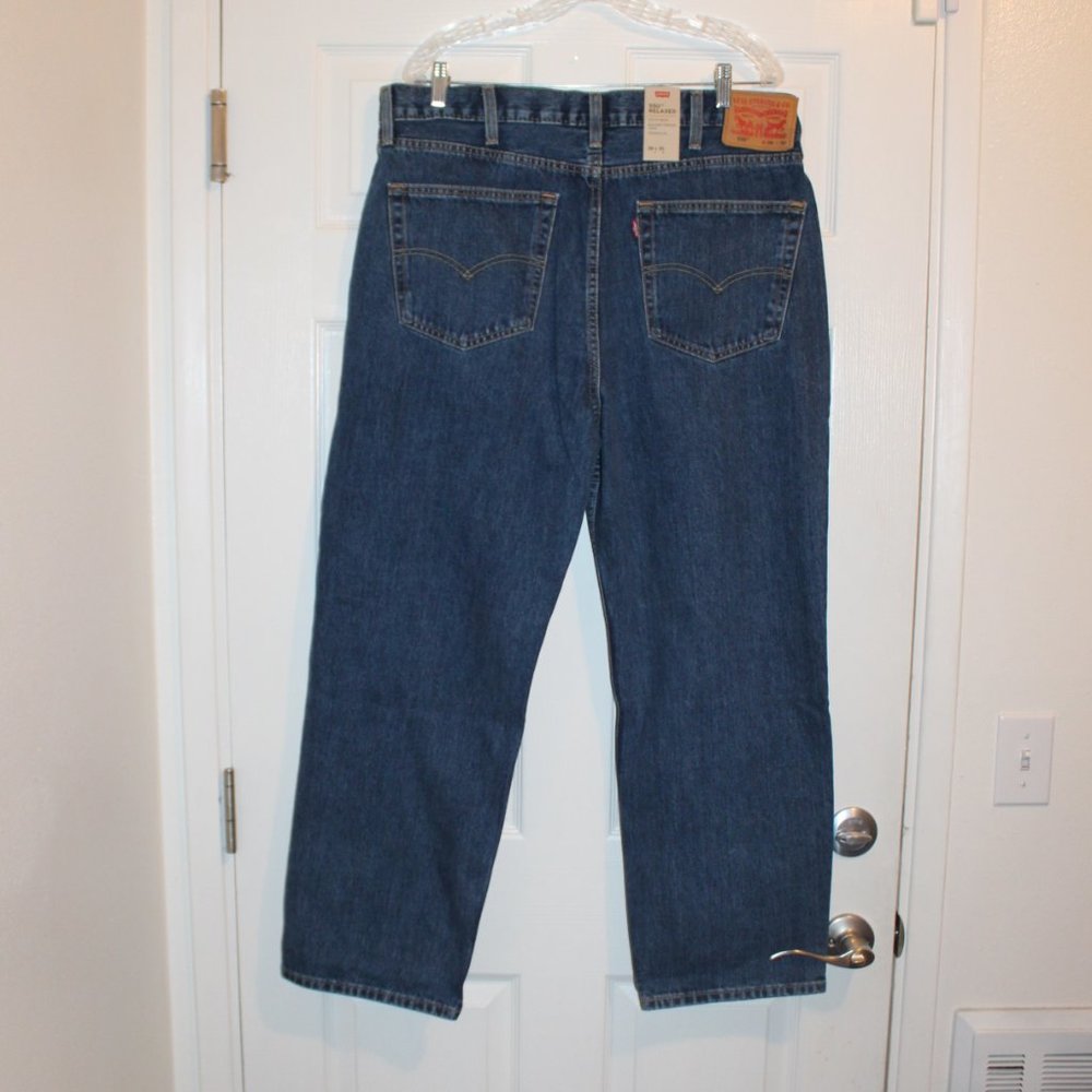 NWT Levis 505 Relaxed Men size 38 x 30_8